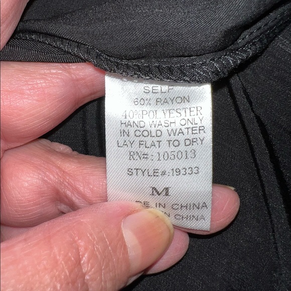 NWT SAVANNA JANE ANDREE BY UNIT Floral Embroidered Blouse with Bell S… - Picture 10 of 13